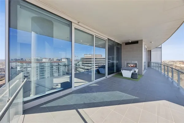 $1,649,999 | 3130 North Harwood Street, Unit 1606, Dallas, TX 75201