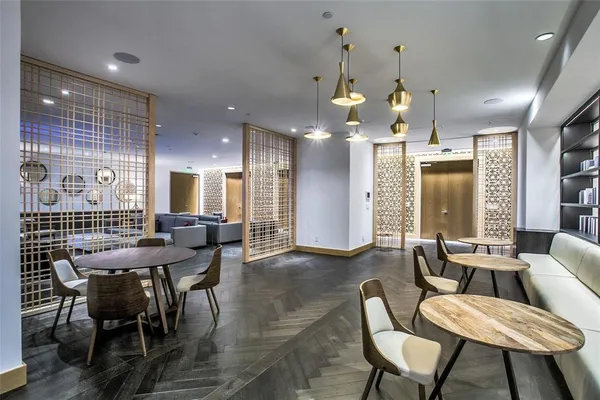 $1,649,999 | 3130 North Harwood Street, Unit 1606, Dallas, TX 75201
