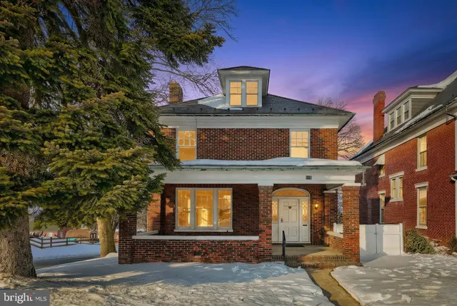 $199,999 | 501 East Main Street, Dallastown, PA 17313