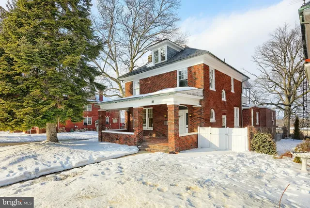 $199,999 | 501 East Main Street, Dallastown, PA 17313