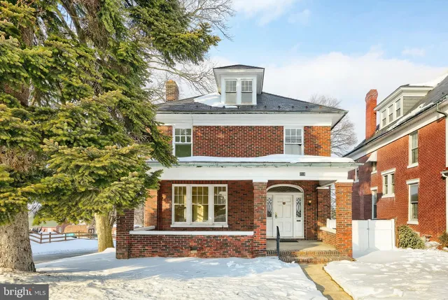 $199,999 | 501 East Main Street, Dallastown, PA 17313