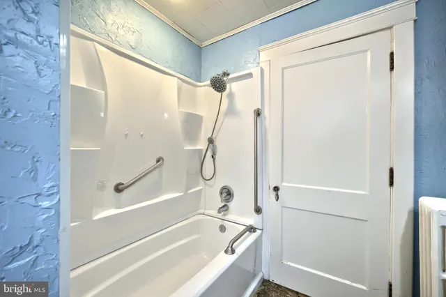 $199,999 | 501 East Main Street, Dallastown, PA 17313