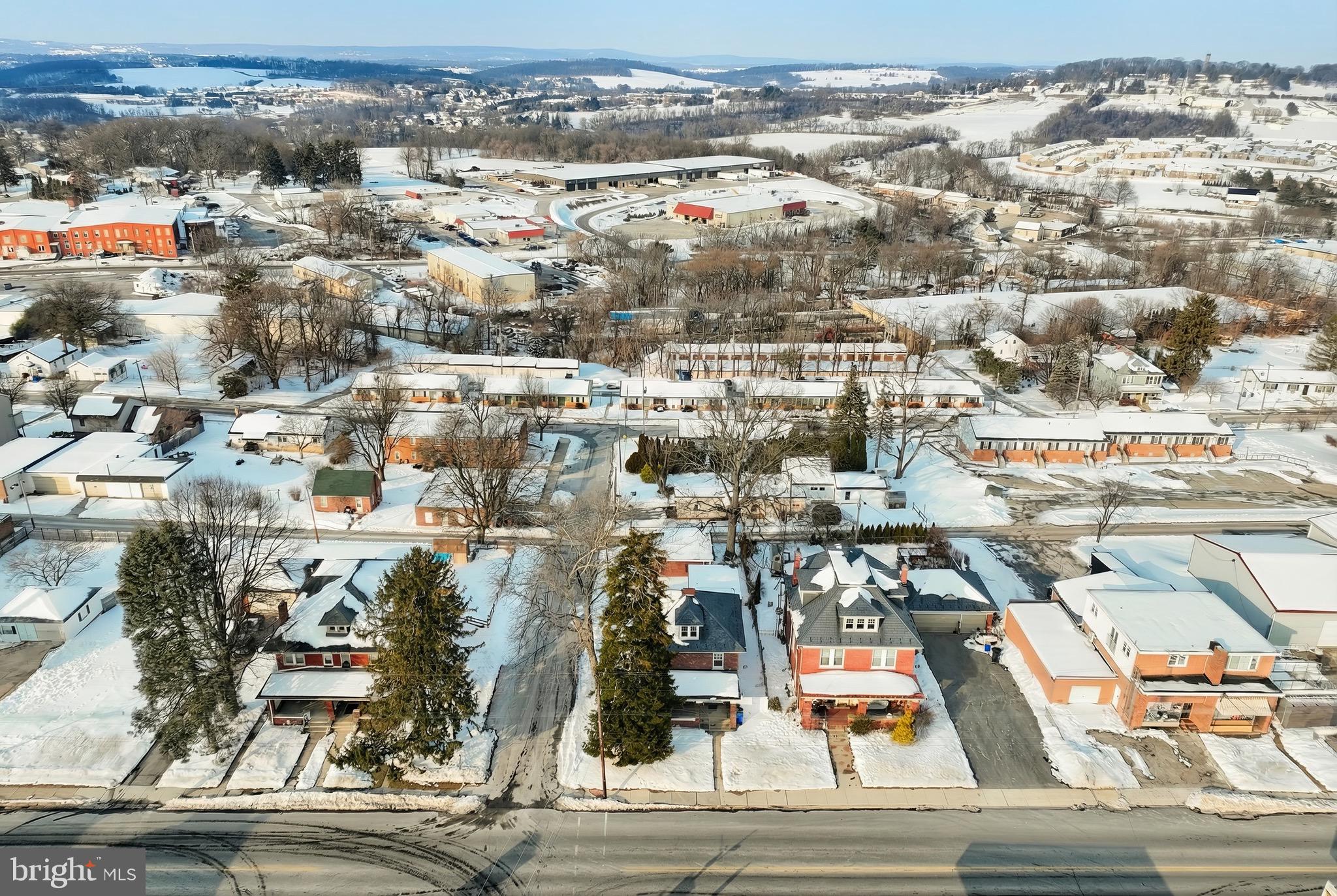 501 East Main Street Dallastown, PA 17313 - Photo 4 of 51