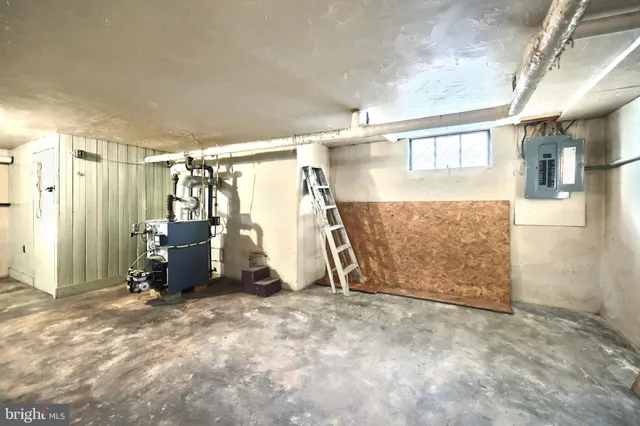 $199,999 | 501 East Main Street, Dallastown, PA 17313