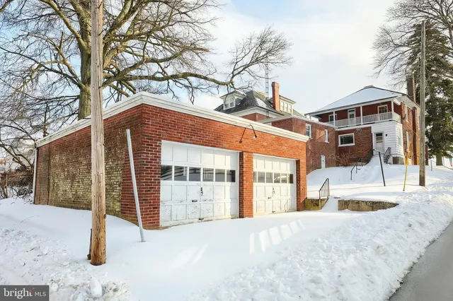 $199,999 | 501 East Main Street, Dallastown, PA 17313