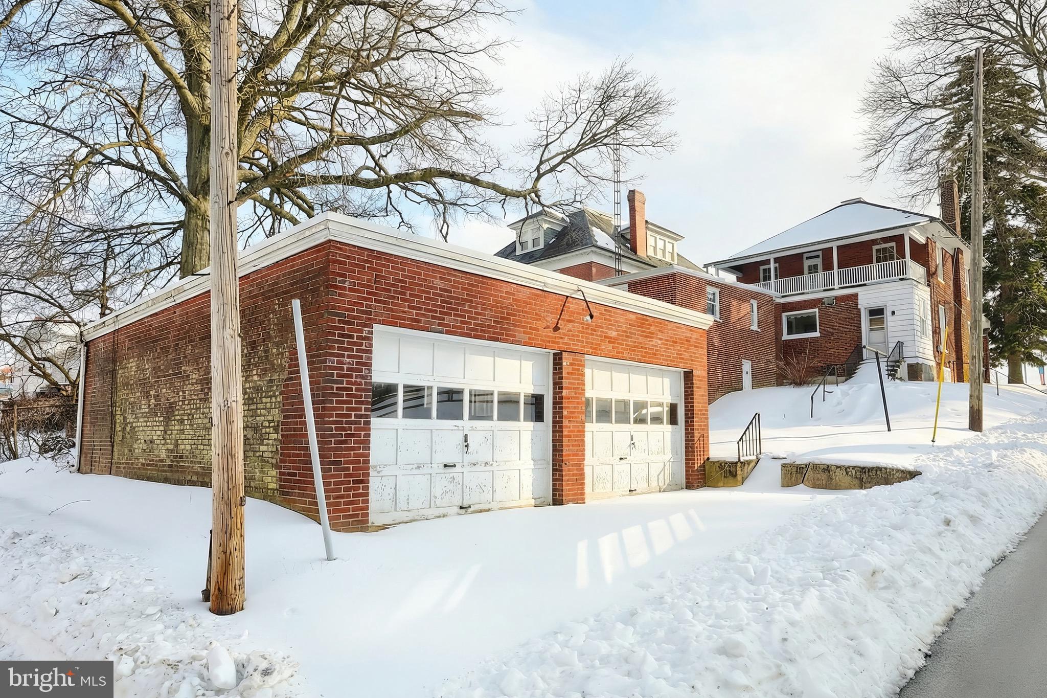 501 East Main Street Dallastown, PA 17313 - Photo 6 of 51