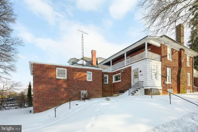 $199,999 | 501 East Main Street, Dallastown, PA 17313