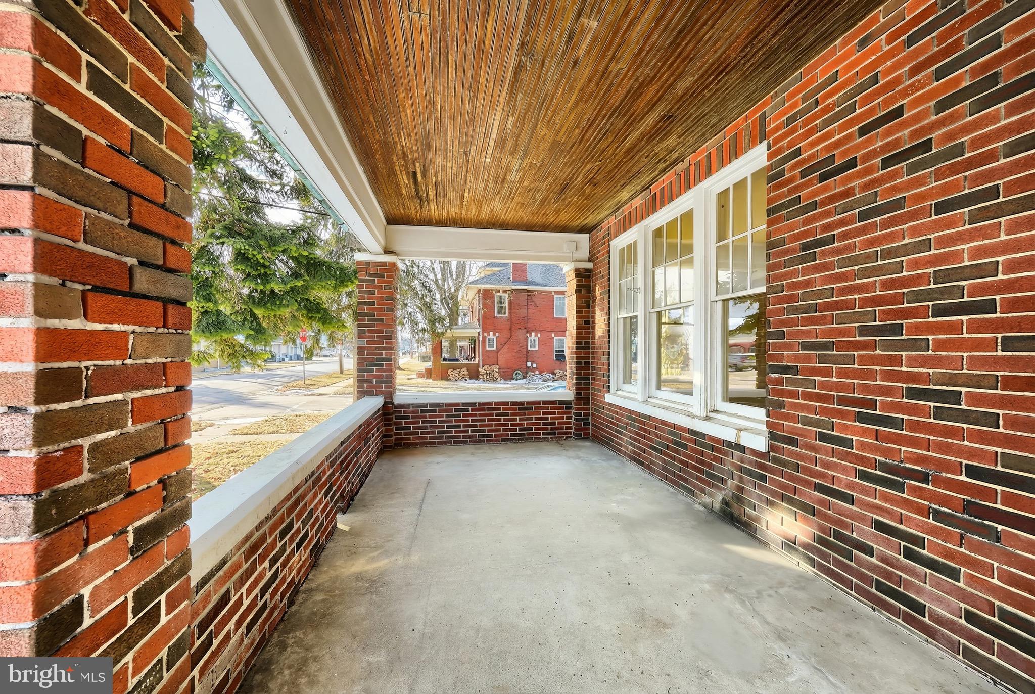 501 East Main Street Dallastown, PA 17313 - Photo 9 of 51