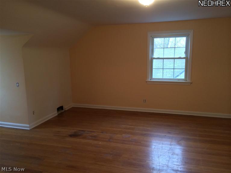 16230 Drake Road Strongsville, OH 44136 - Photo 22 of 25