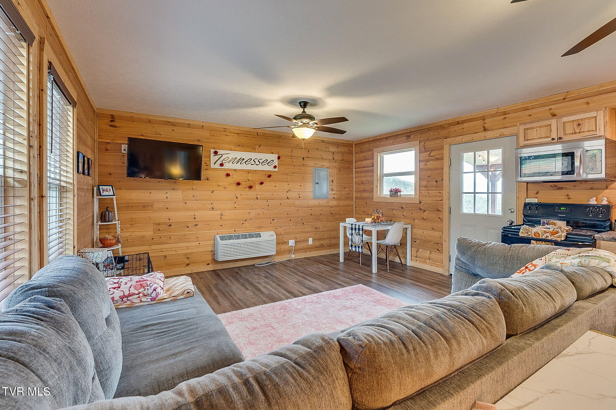 117-125 Ridgeview Drive Elizabethton, TN 37643 - Photo 13 of 28 034