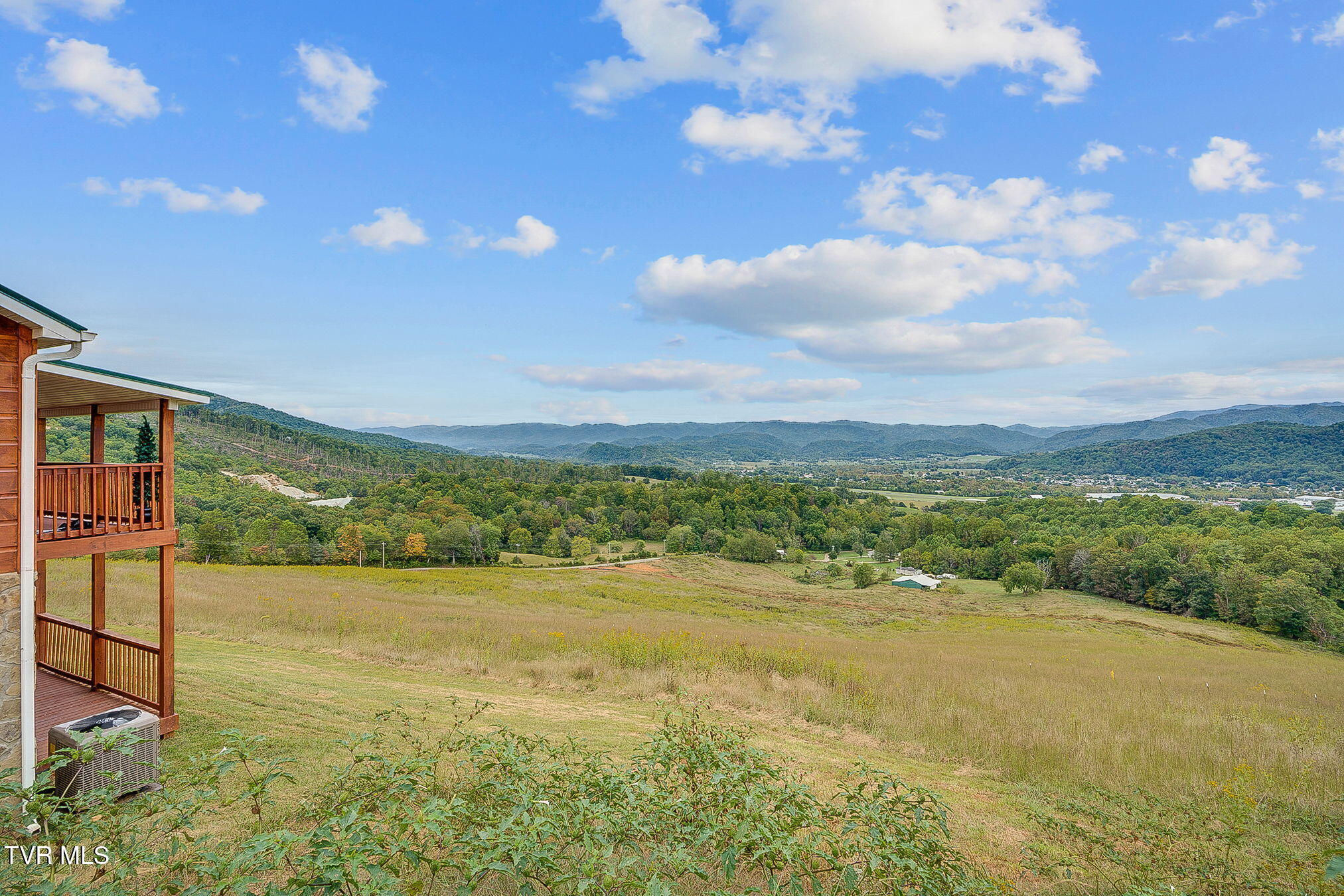 117-125 Ridgeview Drive Elizabethton, TN 37643 - Photo 26 of 28 050