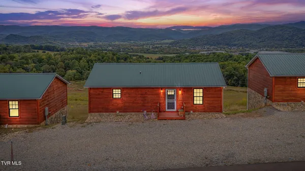 $749,000 | 117-125 Ridgeview Drive, Elizabethton, TN 37643