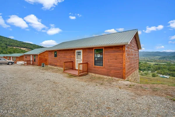 $749,000 | 117-125 Ridgeview Drive, Elizabethton, TN 37643