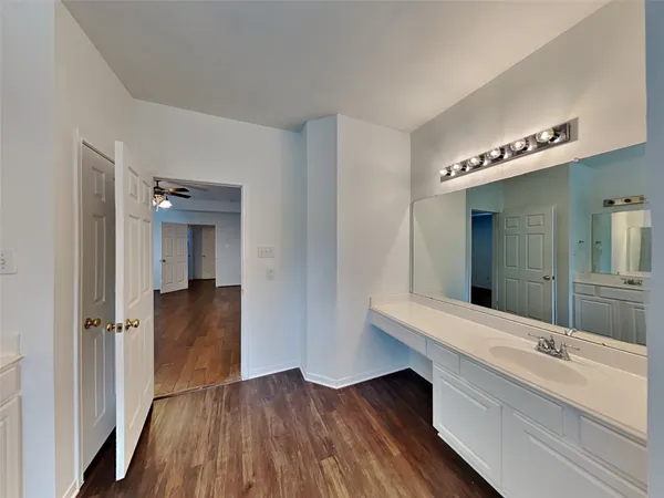 $3,295 | 3719 Pine Lake Drive, Pearland, TX 77581