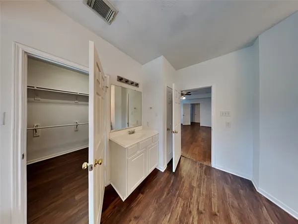 $3,325 | 3719 Pine Lake Drive, Pearland, TX 77581