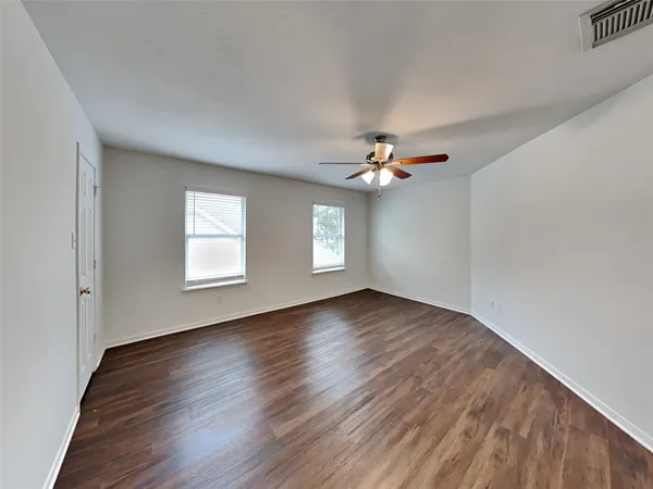 $3,295 | 3719 Pine Lake Drive, Pearland, TX 77581