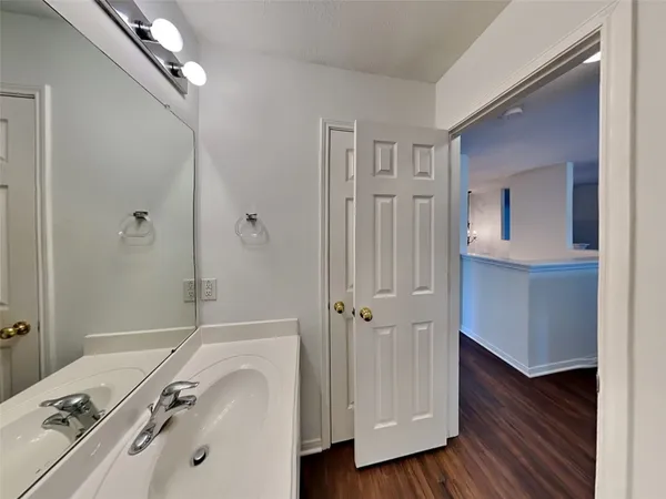 $3,325 | 3719 Pine Lake Drive, Pearland, TX 77581