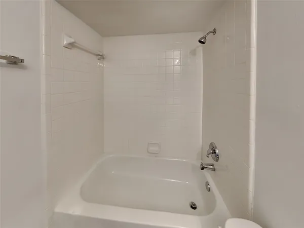 $3,295 | 3719 Pine Lake Drive, Pearland, TX 77581