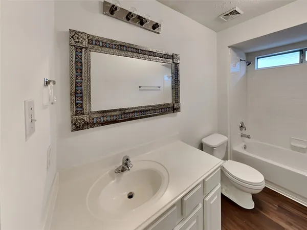 $3,295 | 3719 Pine Lake Drive, Pearland, TX 77581