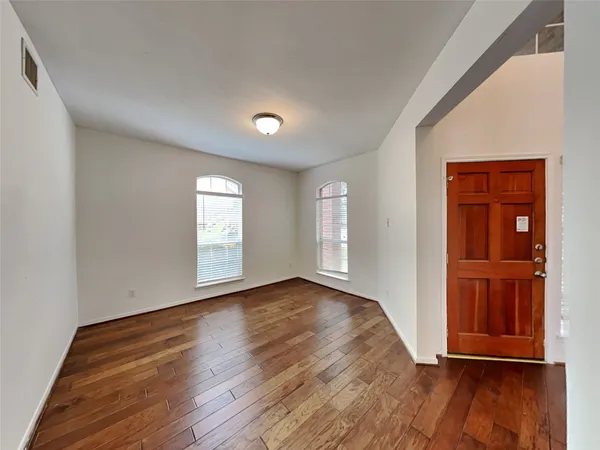 $3,295 | 3719 Pine Lake Drive, Pearland, TX 77581