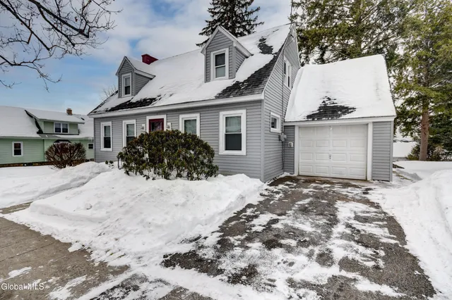 $269,000 | 110 East Montgomery Street, Johnstown, NY 12095