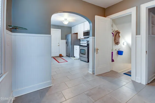 $269,000 | 110 East Montgomery Street, Johnstown, NY 12095