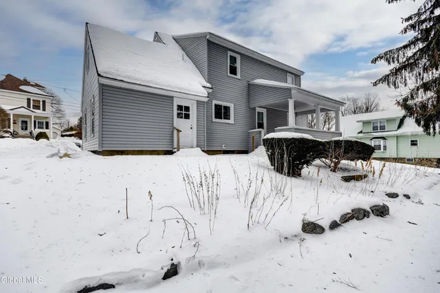 $269,000 | 110 East Montgomery Street, Johnstown, NY 12095