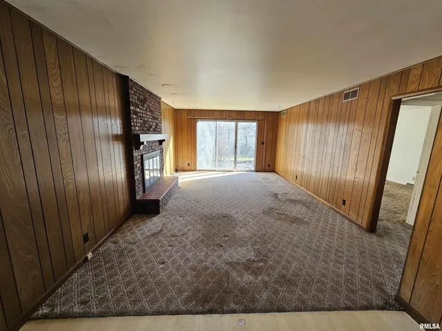 $59,900 | 1604 Salem Road, Mount Vernon, IL 62864