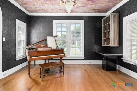 $845,000 | 445 North Wall Street, Belton, TX 76513