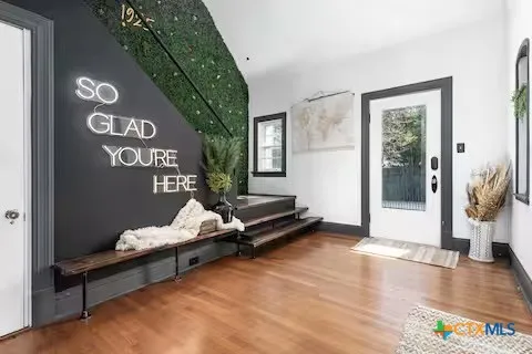 $845,000 | 445 North Wall Street, Belton, TX 76513