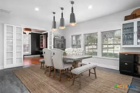 $845,000 | 445 North Wall Street, Belton, TX 76513