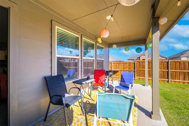 $2,600 | 417 Destin Drive, Fort Worth, TX 76131