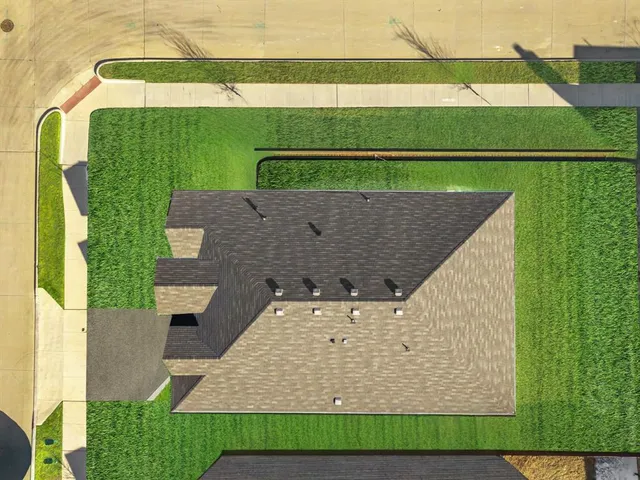 $2,600 | 417 Destin Drive, Fort Worth, TX 76131