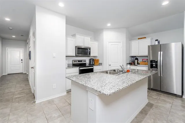 $2,600 | 417 Destin Drive, Fort Worth, TX 76131