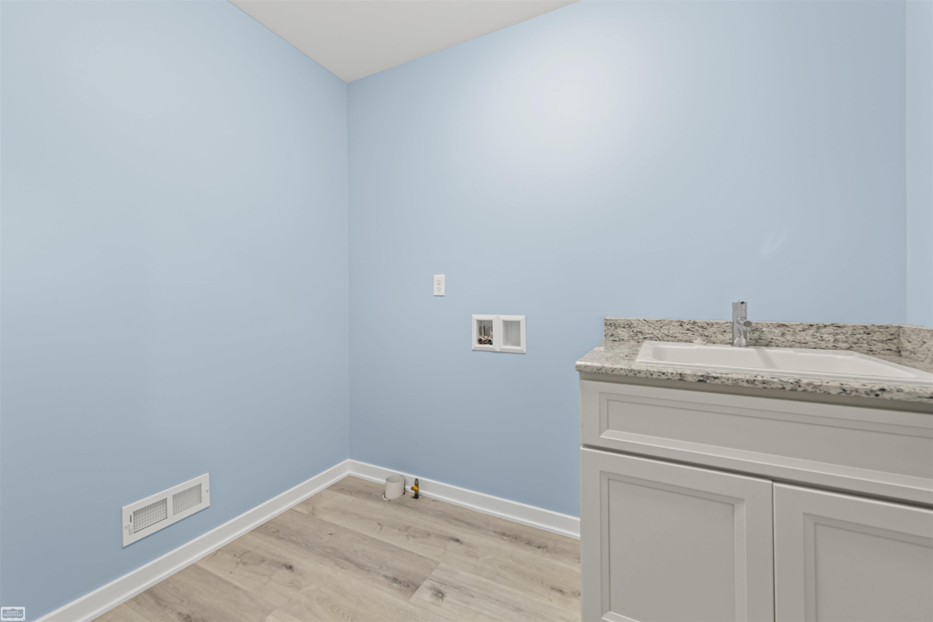 3363 Carrigan Road Fort Gratiot, MI 48059 - Photo 30 of 42 50189144-7dc20be3-4848-4813-92fd-855b126b3b16.JPG