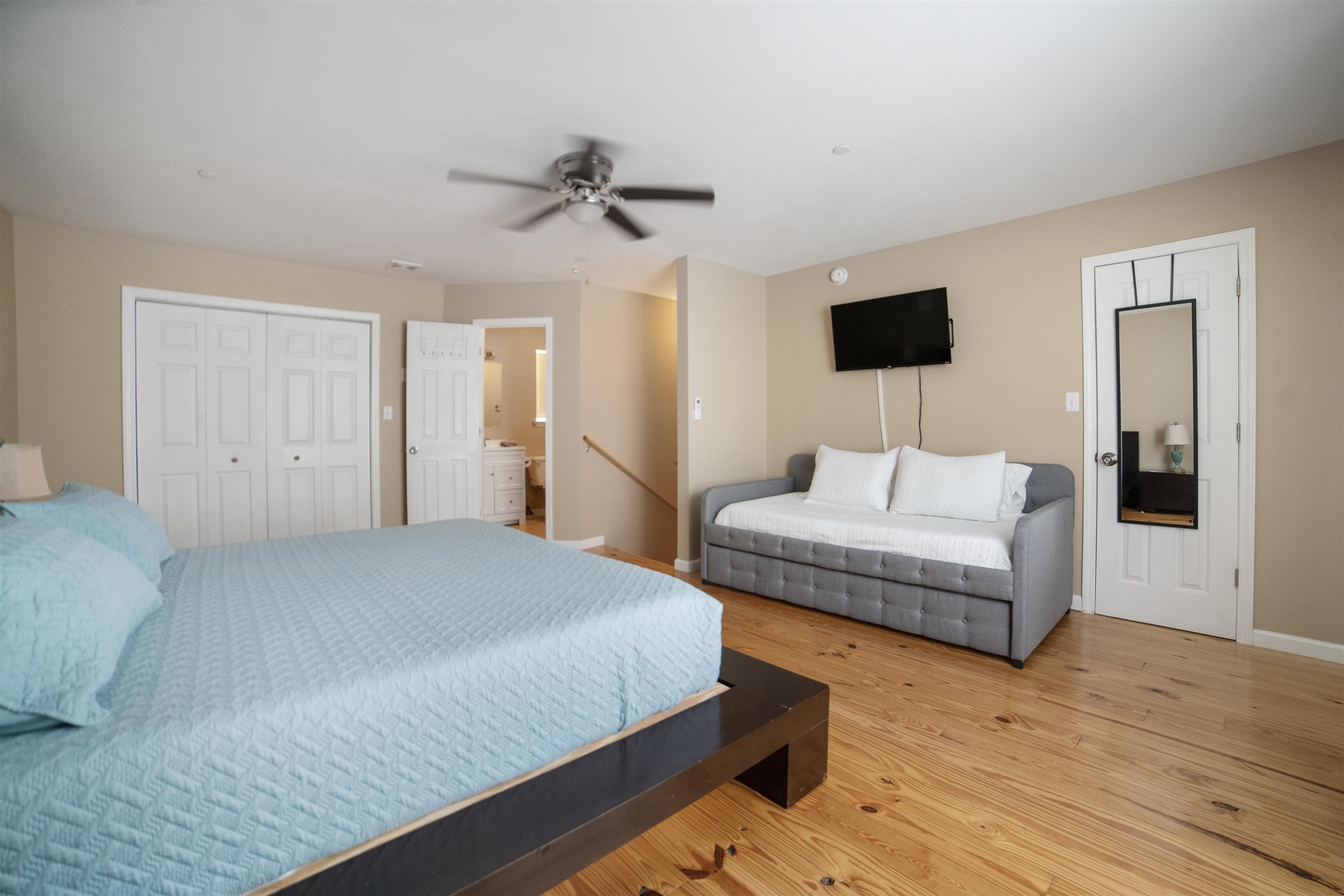 55 North Warren Street, Unit 3 Mobile, AL 36602 - Photo 16 of 22 Bedroom