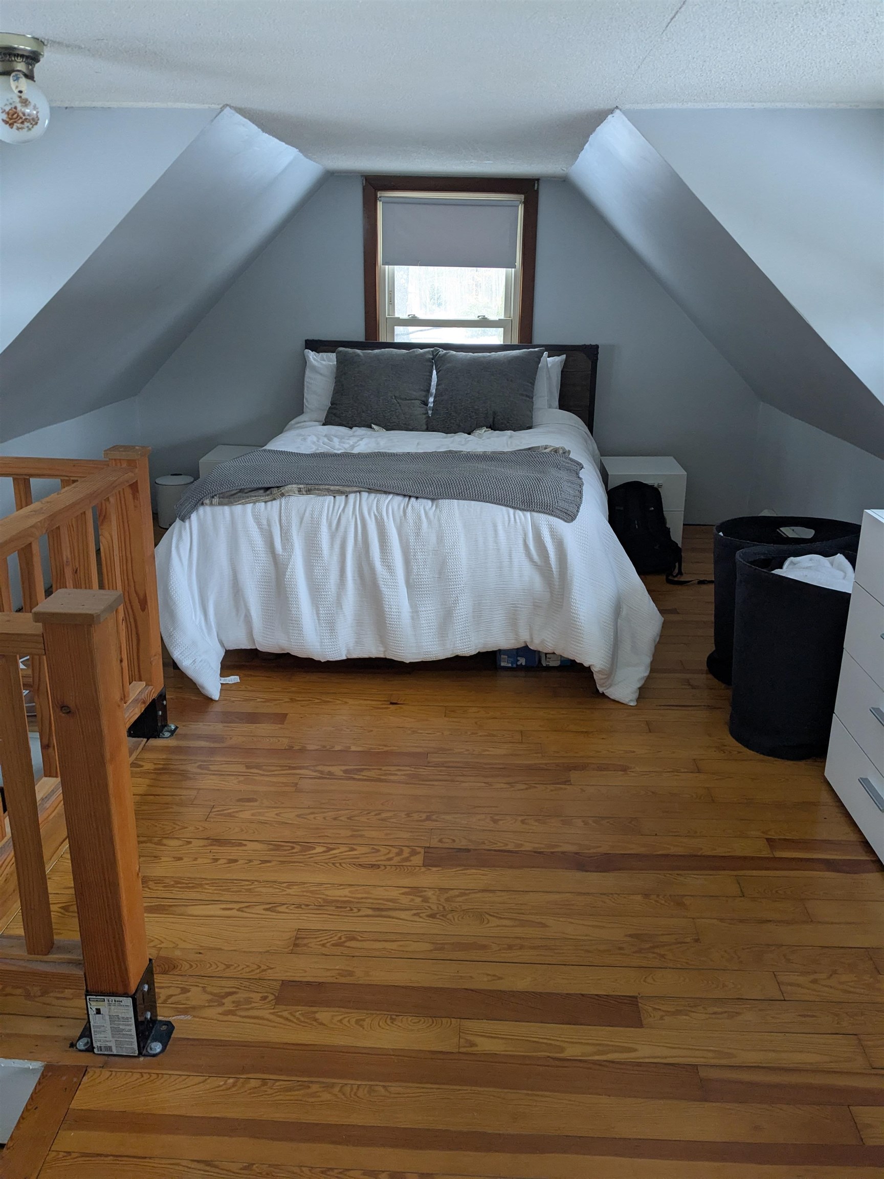 112 Old Bridge Street Pelham, NH 03076 - Photo 11 of 19