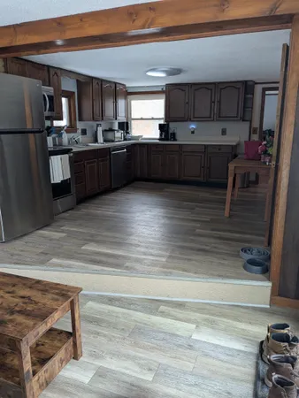 $2,350 | 112 Old Bridge Street, Pelham, NH 03076