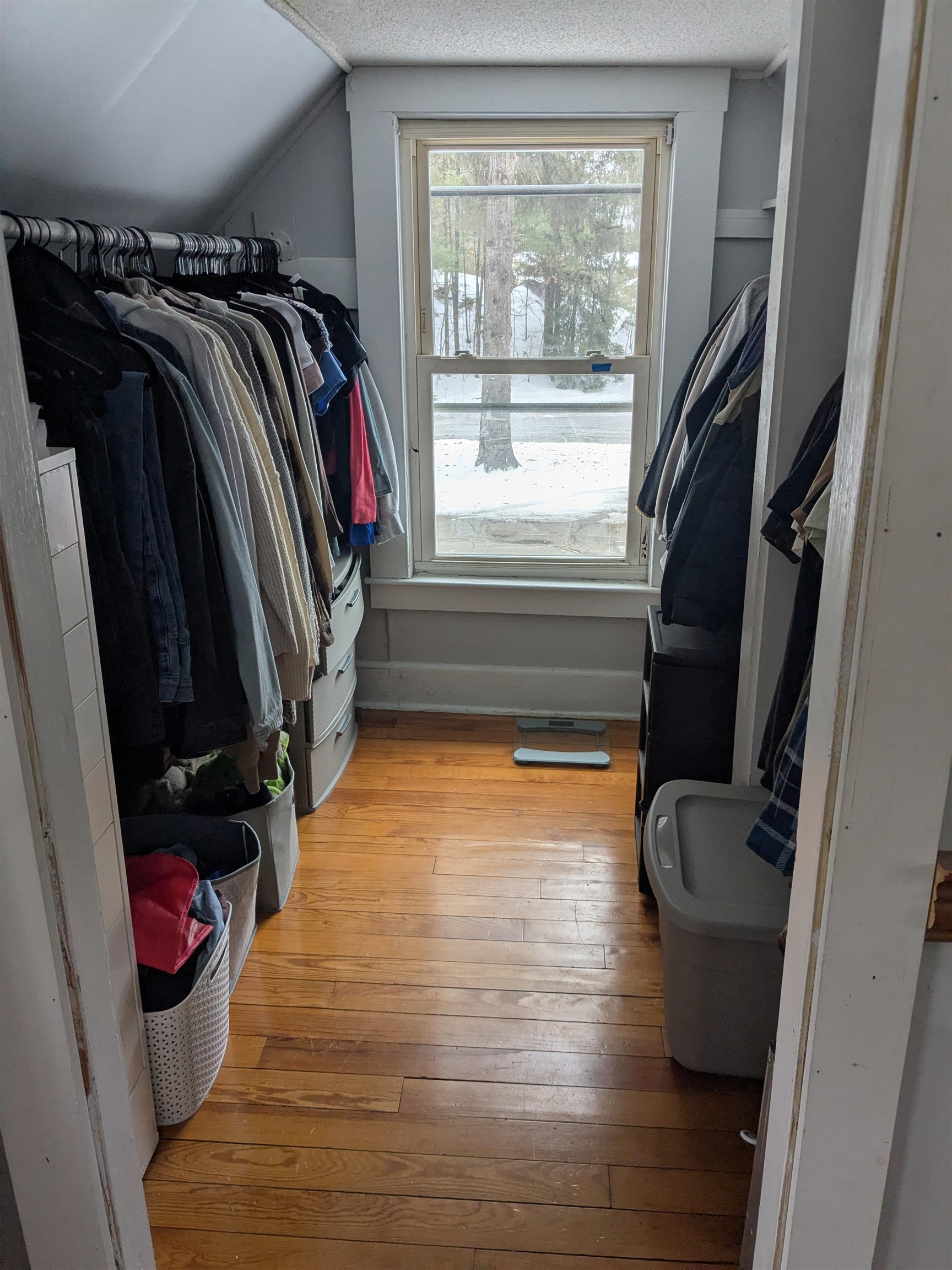 112 Old Bridge Street Pelham, NH 03076 - Photo 10 of 19