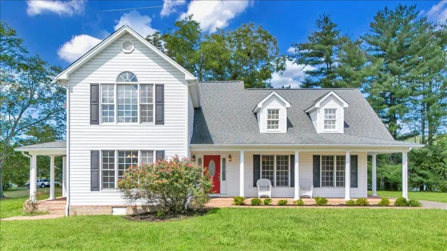$554,000 | 6510 Brookfield Road, Roanoke, VA 24019