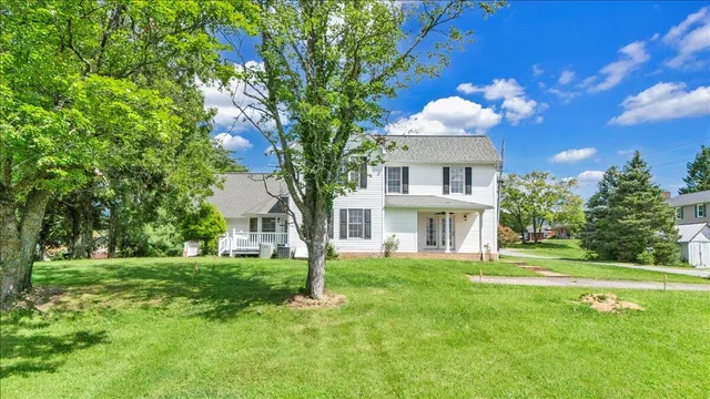 $554,000 | 6510 Brookfield Road, Roanoke, VA 24019