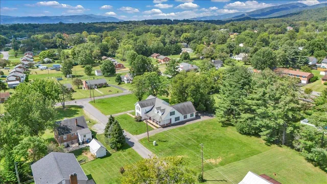 $554,000 | 6510 Brookfield Road, Roanoke, VA 24019