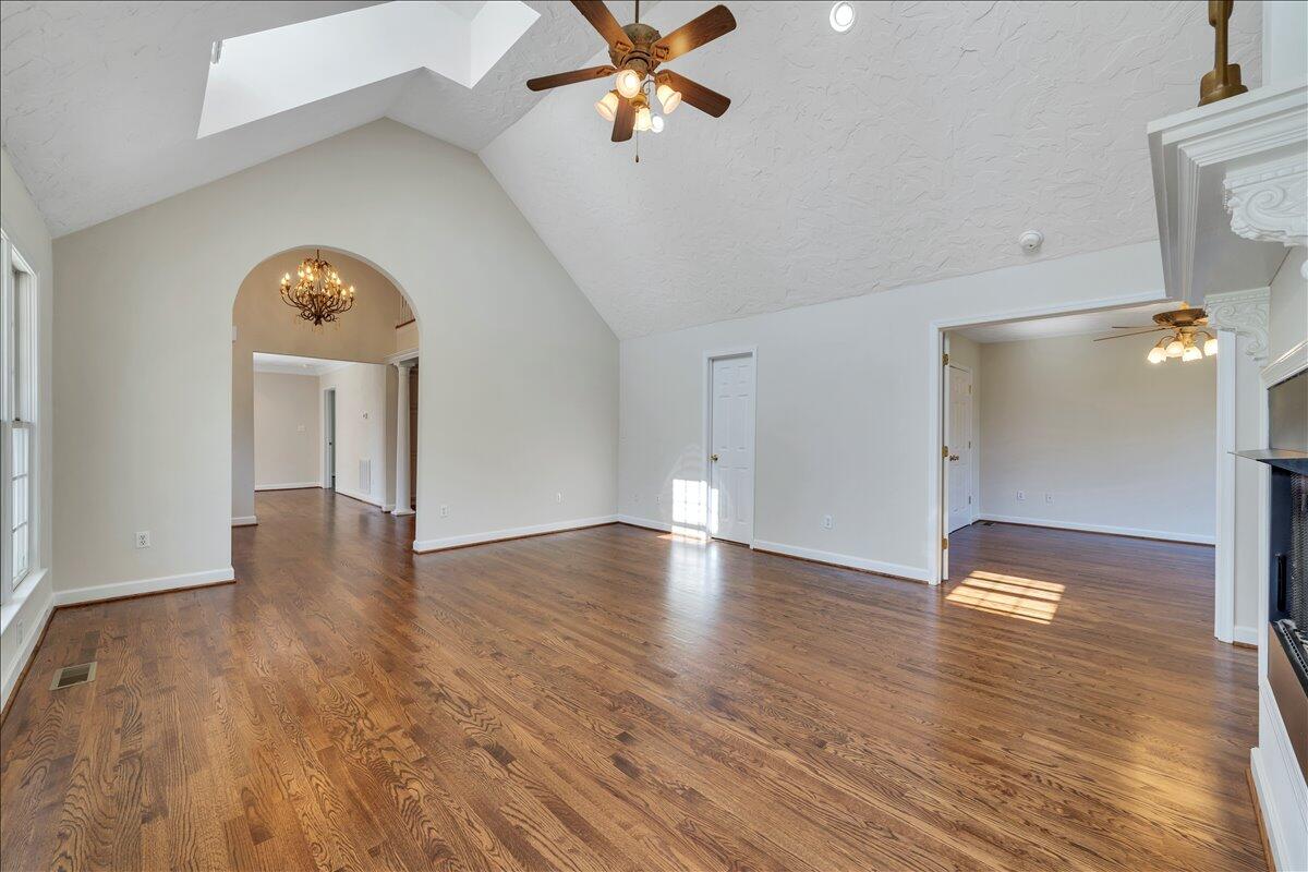 6510 Brookfield Road Roanoke, VA 24019 - Photo 20 of 119 011-MIB01330