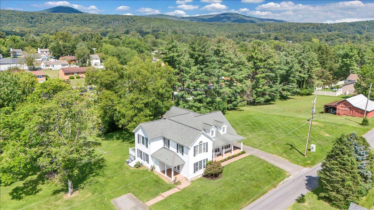 6510 Brookfield Road Roanoke, VA 24019 - Photo 6 of 119 089-DJI_20250827120530_0009_D