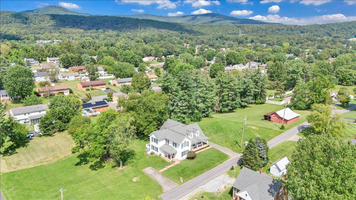 6510 Brookfield Road Roanoke, VA 24019 - Photo 7 of 119 081-DJI_20250827121038_0022_D