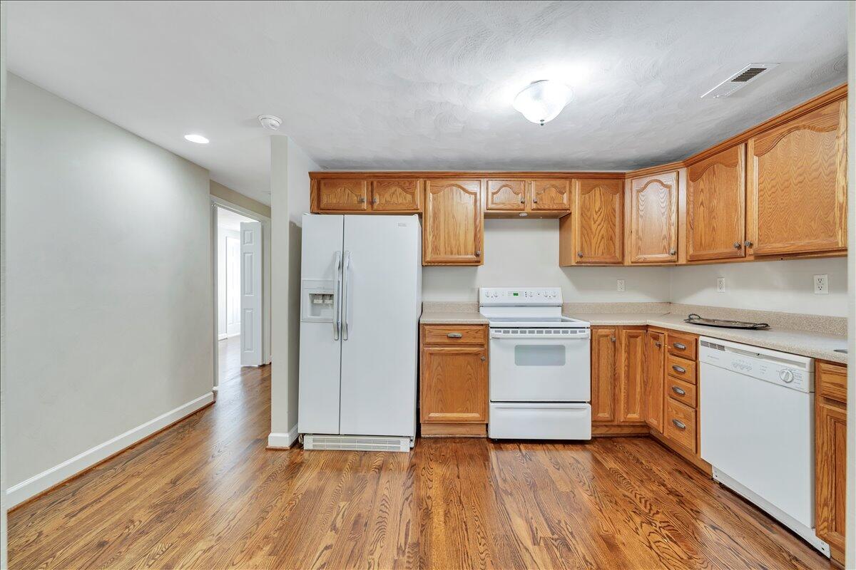 6510 Brookfield Road Roanoke, VA 24019 - Photo 74 of 119 057-MIB01468