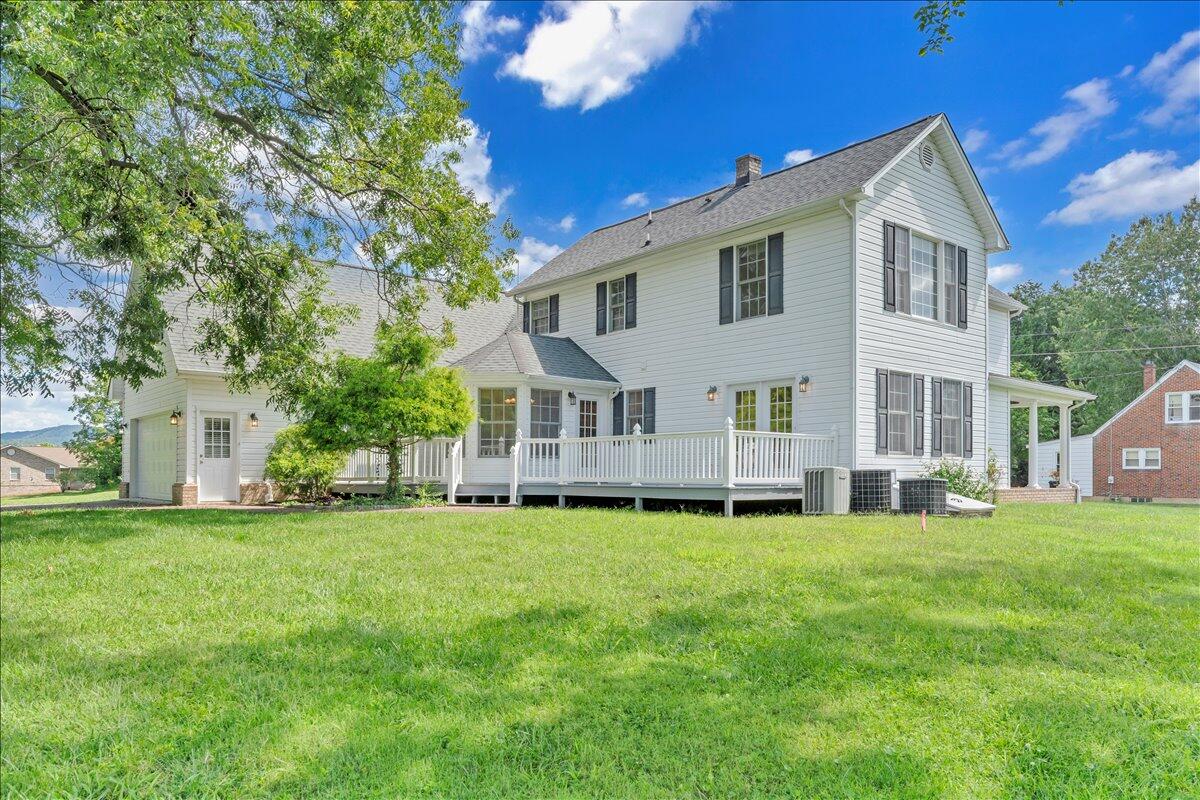6510 Brookfield Road Roanoke, VA 24019 - Photo 93 of 119 a view of a house with a big yard and large trees