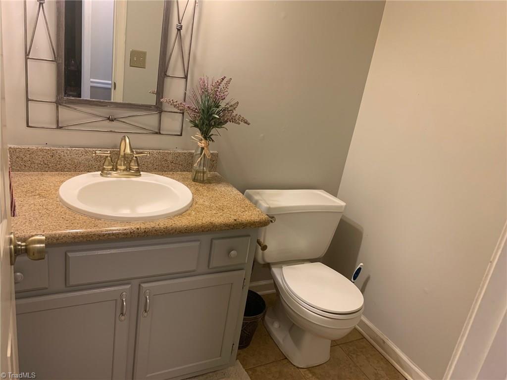 2103 Acorn Ridge Road Greensboro, NC 27407 - Photo 16 of 30 Gallery Image 16