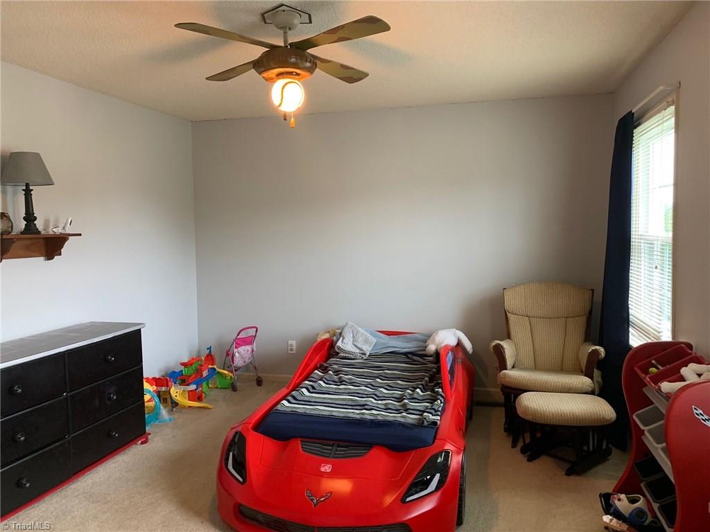 2103 Acorn Ridge Road Greensboro, NC 27407 - Photo 24 of 30 Gallery Image 24