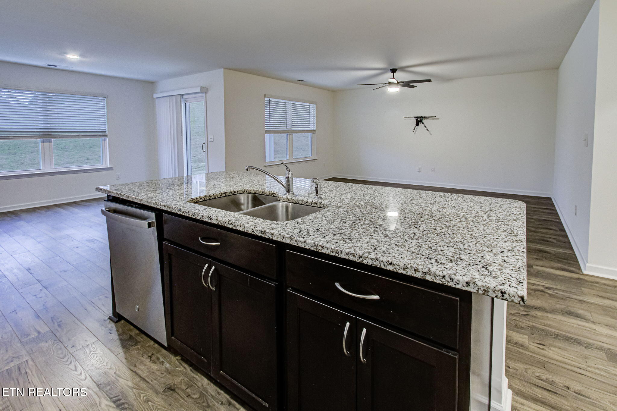 223 Ambernic Way Sweetwater, TN 37874 - Photo 15 of 37 15